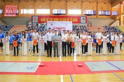 Khai mạc Giải vô địch trẻ Đấu kiếm quốc gia