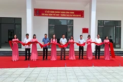 Khánh thành Khu hoạt động thể chất Trường THCS Thị trấn Vạn Hà 