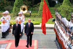 Góp phần xây đắp mối quan hệ đặc biệt giữa Việt Nam-Cuba