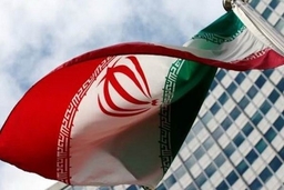 Người dân Iran biểu tình phản đối Mỹ rút khỏi thỏa thuận hạt nhân