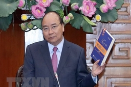 Thủ tướng gặp mặt Ban chỉ đạo công trình sách “”Ký ức người lính“”