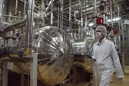 Iran tuyên bố chuẩn bị tăng cường khả năng làm giàu urani