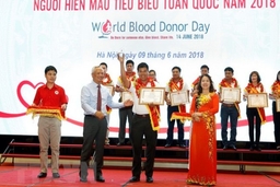 Tôn vinh 100 người hiến máu tiêu biểu toàn quốc năm 2018