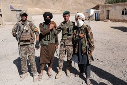 Tổng thống Afghanistan kéo dài lệnh ngừng bắn với Taliban