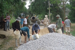 Phát huy dân chủ trong xây dựng nông thôn mới ở xã Yên Lạc