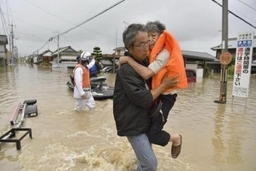 Nhật Bản dốc toàn lực tìm kiếm và cứu hộ các nạn nhân do mưa lũ