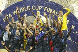 Pháp vs Croatia 4-2: Les Bleus lần thứ 2 lên đỉnh thế giới
