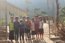 Tìm chữ nơi cổng trời