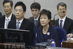 Cựu Tổng thống Hàn Quốc Pak Geun-hye bị gia hạn tạm giam