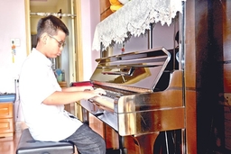 Lê Minh Nhật - “sao” nhí piano tỏa sáng