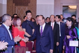 Thủ tướng Nguyễn Xuân Phúc gặp mặt cộng đồng người Việt tại Vienna