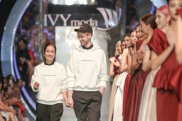 IVY moda Thu Đông 2018: Cuộc giao thoa giữa cổ điển châu Âu-đương đại