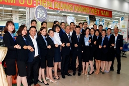 Saigon Co.op chào đón Siêu thị Co.opmart thứ 100