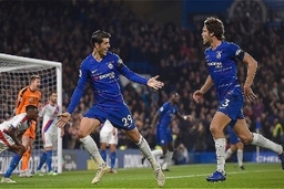 Morata tỏa sáng giúp Chelsea lên nhì bảng Ngoại hạng Anh