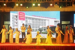 Sôi nổi “Đêm hội sinh viên” ở Trường Đại học Văn hóa, Thể thao và Du lịch Thanh Hóa