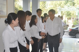 Chánh án Tòa án Nhân dân tối cao Nguyễn Hòa Bình làm việc với Tòa án Nhân dân hai cấp tỉnh Thanh Hóa
