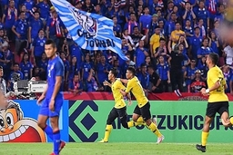 Malaysia vào chung kết AFF Cup sau trận cầu nghẹt thở với Thái Lan