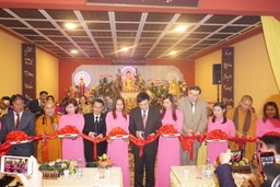 Khánh thành Trung tâm văn hóa Phật giáo của người Việt tại Séc