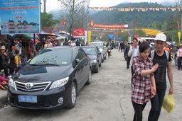 Không để tái diễn tình trạng... “xe công - xe ông, xe tôi”
