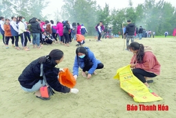 Tuổi trẻ xung kích tham gia bảo vệ môi trường biển