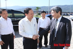 Đồng chí Bí thư Tỉnh ủy, Chủ tịch HĐND tỉnh Trịnh Văn Chiến thăm, kiểm tra tình hình sản xuất đầu năm