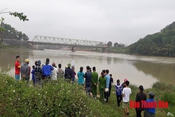 Tìm thấy thi thể nam sinh Nguyễn Lê Đức Duy mất tích tại khu vực cầu Hàm Rồng