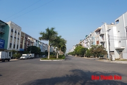 Cải thiện mạnh mẽ môi trường đầu tư kinh doanh, thu hút và  khơi  thông dòng vốn đầu tư phát triển