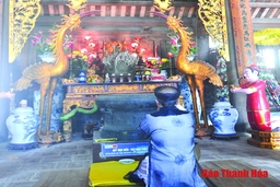 Đền Đồng Cổ - dấu ấn những vương triều