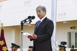 Bộ trưởng Nhật Bản thăm căn cứ mới của GSDF trên đảo Miyako