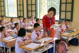 Xét thăng hạng chức danh nghề nghiệp cho các giáo viên