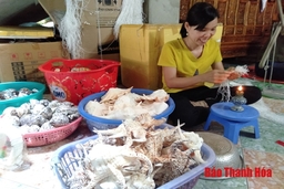 Phát triển làng nghề gắn với du lịch tại các địa phương ven biển