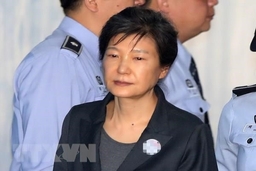 Bà Park Geun-hye đề nghị hoãn thi hành án vì lý do sức khỏe