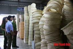 Kiểm tra công tác phòng cháy, chữa cháy cơ sở sản xuất mặt hàng mây tre đan