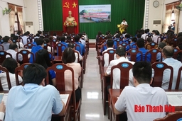 Đảng ủy Khối các cơ quan tỉnh: Trao giải cuộc thi  “Tìm hiểu 990 năm Danh xưng Thanh Hóa với tư cách là đơn vị hành chính trực thuộc Trung ương”