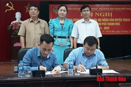 Ký kết chương trình phối hợp giữa Hội Nông dân TP Thanh Hóa và Hội N ông dân huyện Thạch Thành