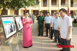 Trưng bày hơn 200 tư liệu về “Hoàng Sa, Trường Sa của Việt Nam - Những bằng chứng lịch sử và pháp lý” tại huyện Ngọc Lặc