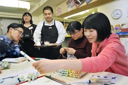 Hơn 200 người Việt Nam đỗ kỳ thi lấy tư cách lưu trú tại Nhật Bản
