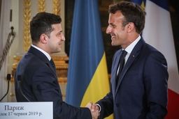 Pháp hy vọng thúc đẩy đàm phán giải quyết xung đột ở miền Đông Ukraine