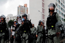 Giới chức Hong Kong lên án người biểu tình quá khích