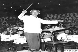 Thực hiện đoàn kết thống nhất trong Đảng theo Di chúc của Chủ tịch Hồ Chí Minh