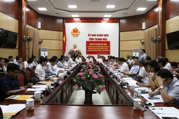 Phó Thủ tướng Thường trực Chính phủ Trương Hòa Bình làm việc với tỉnh Thanh Hóa về công tác cải cách hành chính