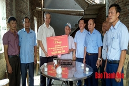 Bàn giao 108 nhà Đại đoàn kết cho hộ nghèo