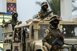 Lực lượng dặc nhiệm Ai Cập và Mỹ diễn tập chống khủng bố
