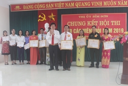 Thị ủy Bỉm Sơn: Tổ chức Chung kết Hội thi Báo cáo viên giỏi năm 2019