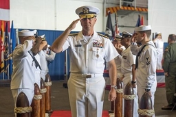Mỹ thay chỉ huy Lực lượng đặc nhiệm thuộc Hạm đội 7