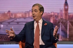 Anh: Đảng Brexit từ chối rút thêm ứng cử viên cạnh tranh với Công đảng