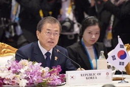 Tổng thống Hàn Quốc ca ngợi vai trò ASEAN trong kiến tạo hòa bình