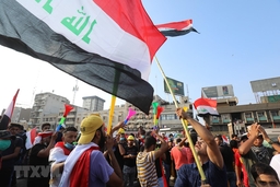 Iraq: Người biểu tình tiếp tục tấn công Lãnh sự quán của Iran