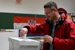 Croatia phải tiến hành cuộc bầu cử Tổng thống vòng 2