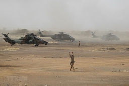 Người dân Mali biểu tình phản đối sự hiện diện của quân đội nước ngoài